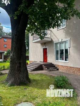 Таунхаус 270м², 3-этажный, участок 6 сот.