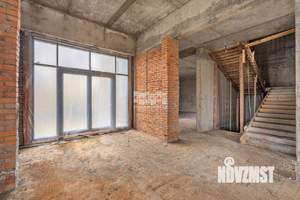 Дом 700м², 2-этажный, участок 15 сот.