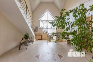 Коттедж 526м², 4-этажный, участок 17 сот.