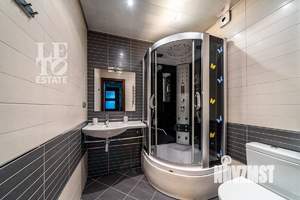 Таунхаус 220м², 5-этажный, участок 2 сот.