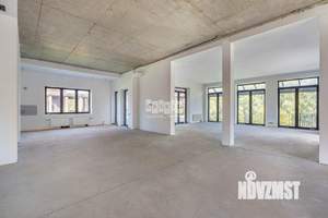 Дом 840м², 2-этажный, участок 43 сот.