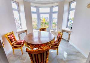 Дом 1110м², 4-этажный, участок 26 сот.