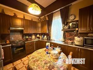 Дом 166м², 2-этажный, участок 887 сот.