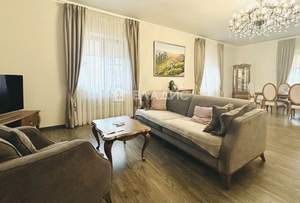 Дом 484м², 4-этажный, участок 6 сот.