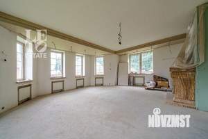 Дом 413м², 3-этажный, участок 12 сот.