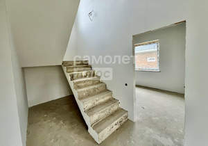 Дом 198м², 2-этажный, участок 10 сот.