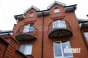 Дом 314м², 3-этажный, участок 4 сот.