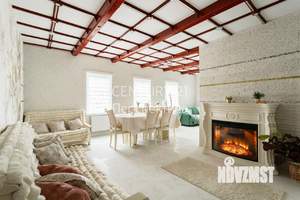 Дом 210м², 3-этажный, участок 16 сот.