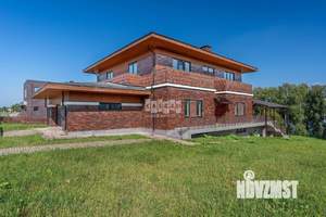 Дом 840м², 2-этажный, участок 43 сот.