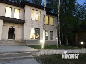 Коттедж 200м², 2-этажный, участок 10 сот.