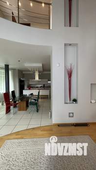 Дом 644м², 3-этажный, участок 19 сот.