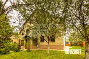 Дом 943м², 4-этажный, участок 12 сот.