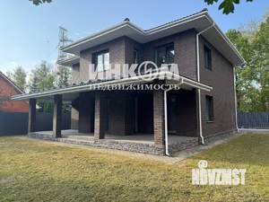 Дом 261м², 2-этажный, участок 6 сот.