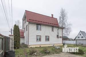 Дом 200м², 3-этажный, участок 8 сот.