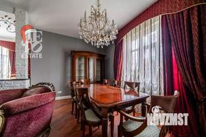 Дом 541м², 3-этажный, участок 12 сот.