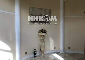 Дом 600м², 2-этажный, участок 10 сот.