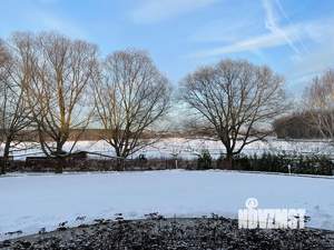 Коттедж 1300м², 3-этажный, участок 60 сот.