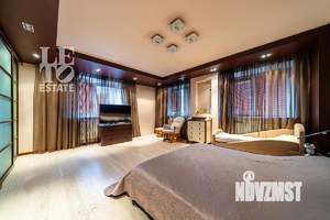 Дом 220м², 5-этажный, участок 2 сот.