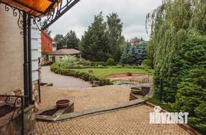 Коттедж 834м², 3-этажный, участок 18 сот.