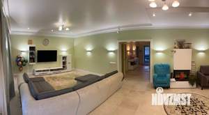 Дом 328м², 2-этажный, участок 15 сот.