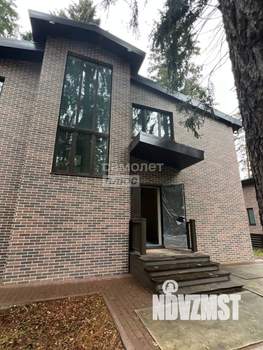 Дом 285м², 2-этажный, участок 11 сот.