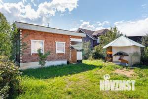 Дом 64м², 1-этажный, участок 6 сот.