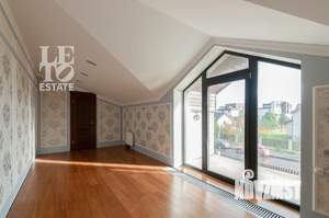 Дом 590м², 2-этажный, участок 26 сот.