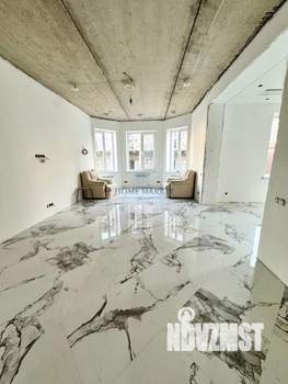 Дом 342м², 2-этажный, участок 8 сот.