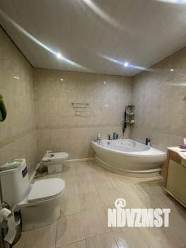 Дом 220м², 2-этажный, участок 9 сот.