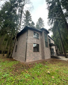 Дом 285м², 2-этажный, участок 11 сот.