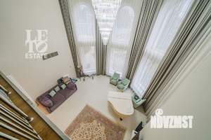 Дом 1512м², 4-этажный, участок 25 сот.