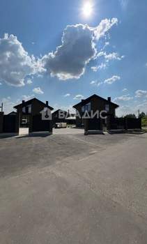 Дом 209м², 2-этажный, участок 6 сот.