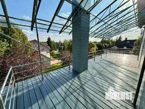 Дом 455м², 3-этажный, участок 14 сот.