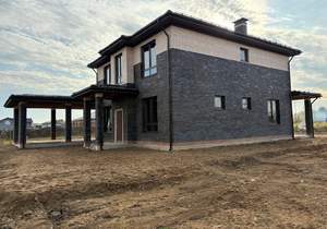 Дом 243м², 2-этажный, участок 8 сот.