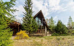 Дом 1880м², 2-этажный, участок 410 сот.