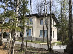 Коттедж 200м², 2-этажный, участок 10 сот.