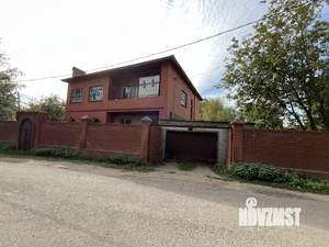 Дом 211м², 2-этажный, участок 10 сот.