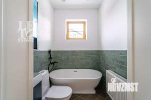 Дом 205м², 2-этажный, участок 11 сот.