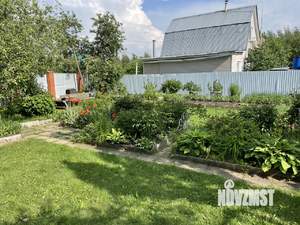 Дом 63м², 2-этажный, участок 6 сот.