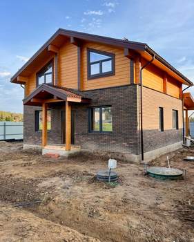 Дом 160м², 2-этажный, участок 6 сот.