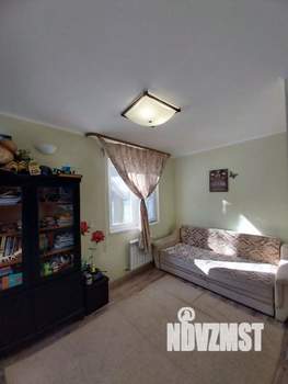 Дом 81м², 2-этажный, участок 9 сот.