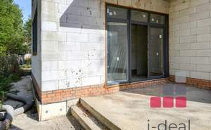 Дом 218м², 2-этажный, участок 9 сот.