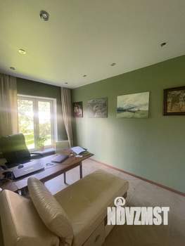 Дом 220м², 2-этажный, участок 9 сот.