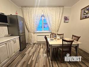 Дом 186м², 2-этажный, участок 10 сот.