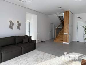 Дом 224м², 2-этажный, участок 7 сот.