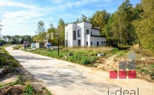 Дом 218м², 2-этажный, участок 9 сот.