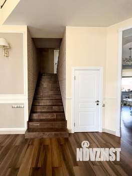 Коттедж 366м², 2-этажный, участок 10 сот.