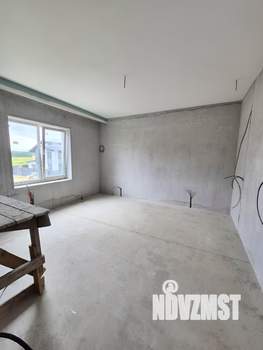 Дом 290м², 3-этажный, участок 787 сот.