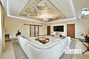 Коттедж 428м², 3-этажный, участок 12 сот.