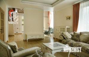 Дом 495м², 3-этажный, участок 22 сот.